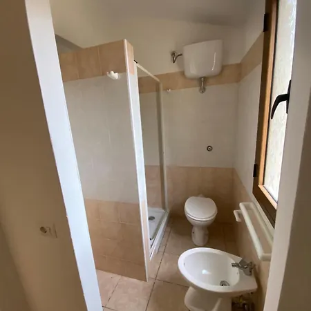 La Collina: L'alba Castiadas